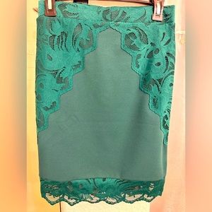 NWT H&M  Pencil skirt .